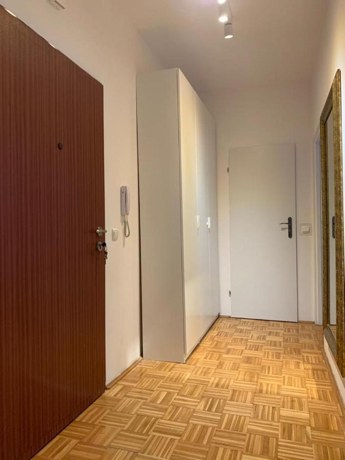 Apartament Zieleniec Torun Luaran gambar