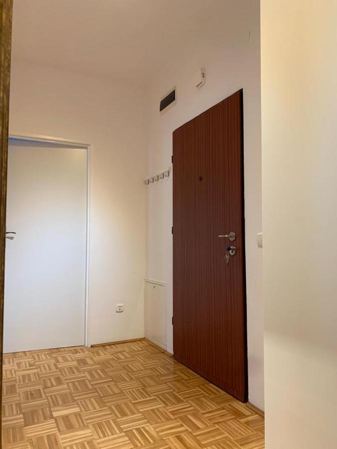 Apartament Zieleniec Torun Luaran gambar
